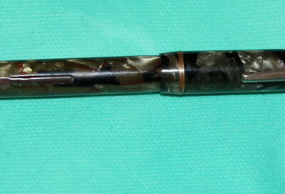 Peerless зеленый мрамор, полугибкое золотое перо, 40-е годы ХХ века