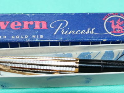 Wyvern Princess - золотое упругое перо, 50-е годы ХХ века