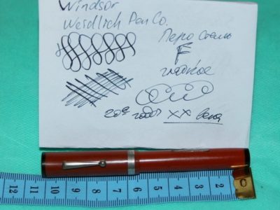 Windsor Weidlich - недорогая ручка 20-х годов ХХ века со стальным пером