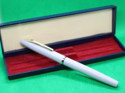 Golden Star 703 - китайская вариация на тему Parker 61