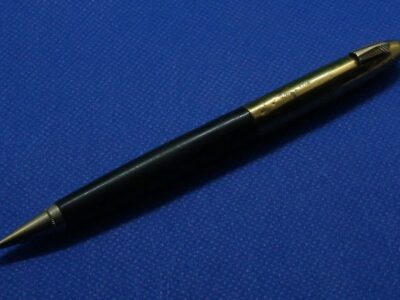 Карандаш Neal Hall, утрачен клип