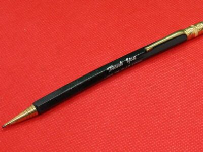 Карандаш Leon Twitch Smith (black)