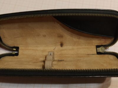 Чёрный пенал Германия, 1950 (кожа) на три ручки