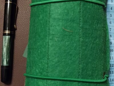 Зелёный роллап на 20 ручек